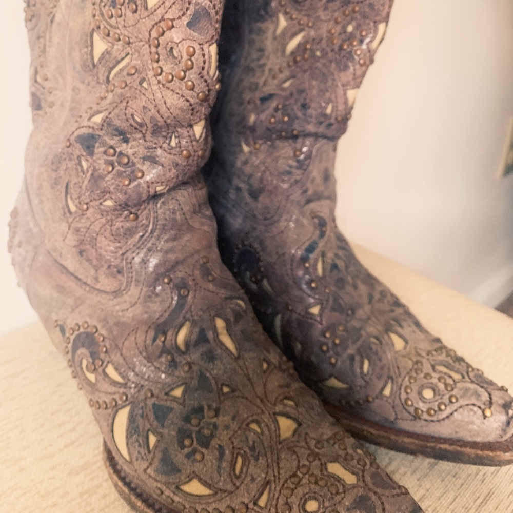 Corral cowgirl boots